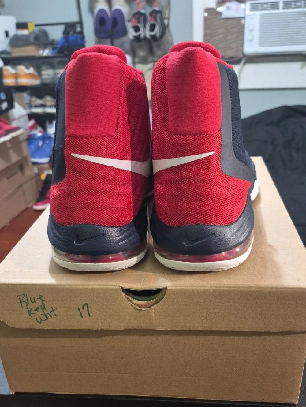 SAMPLE Nike Air Max Audacity 